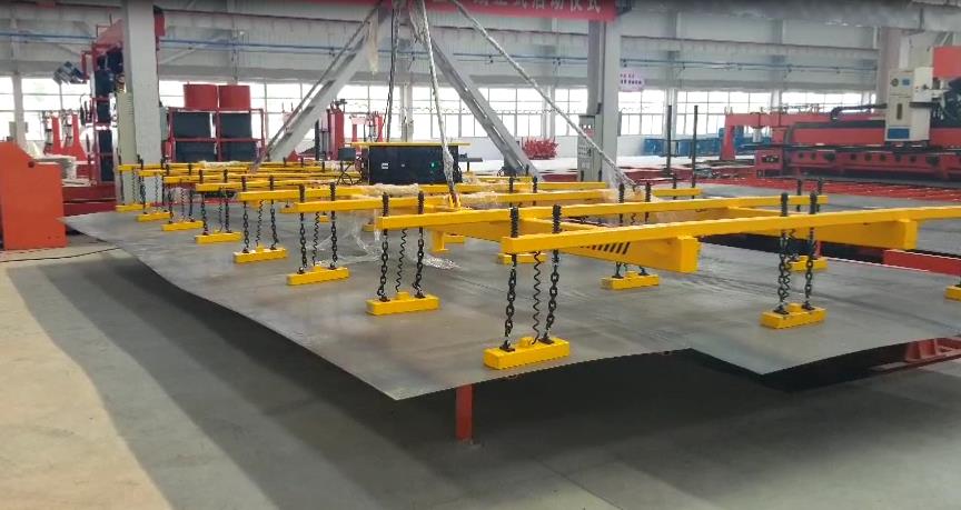 鋼板板材的起吊神器，磁力起重吊具橫空出“市”
